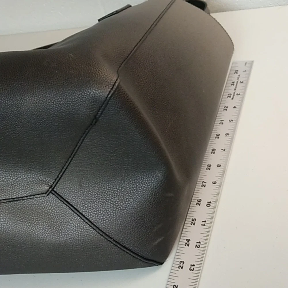 Everyday Black Leather Tote Bag with Shoulder Straps
